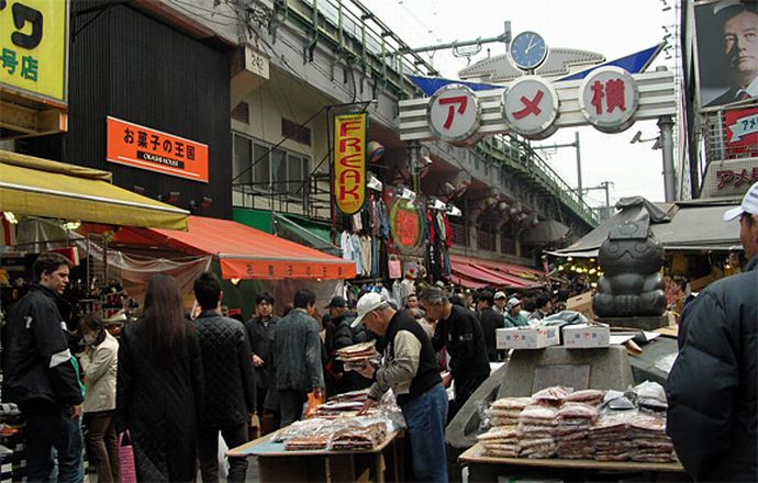 御徒町駅に近いアメ横周辺のおすすめ格安ビジネスホテル